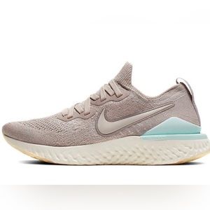 Nike Women's Epic React Flyknit 2 Running Shoes, Size 9.5, Moon Particle/Teal